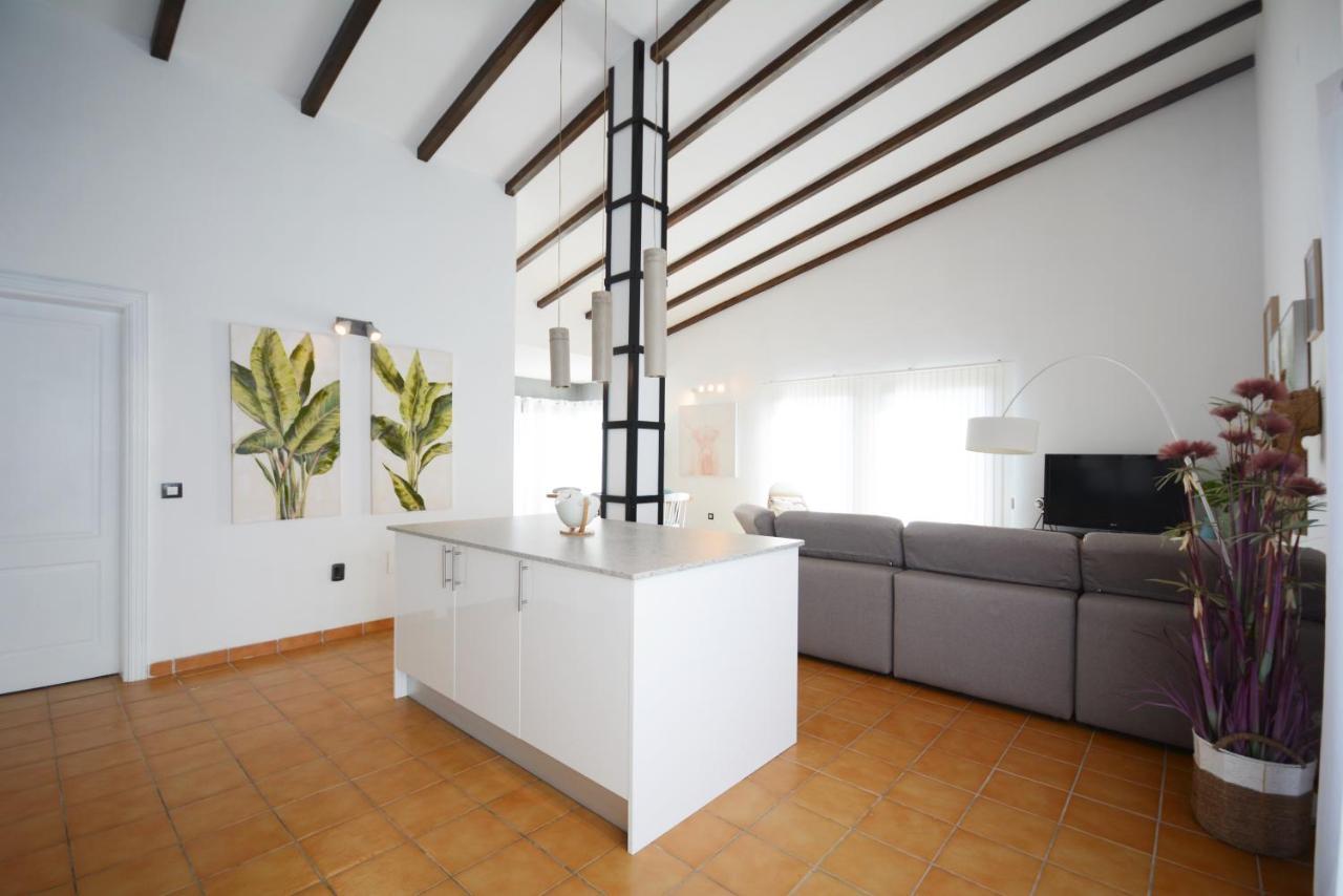 Beautiful Spacious Villa With Private Heated Pool In Lajares Ngoại thất bức ảnh