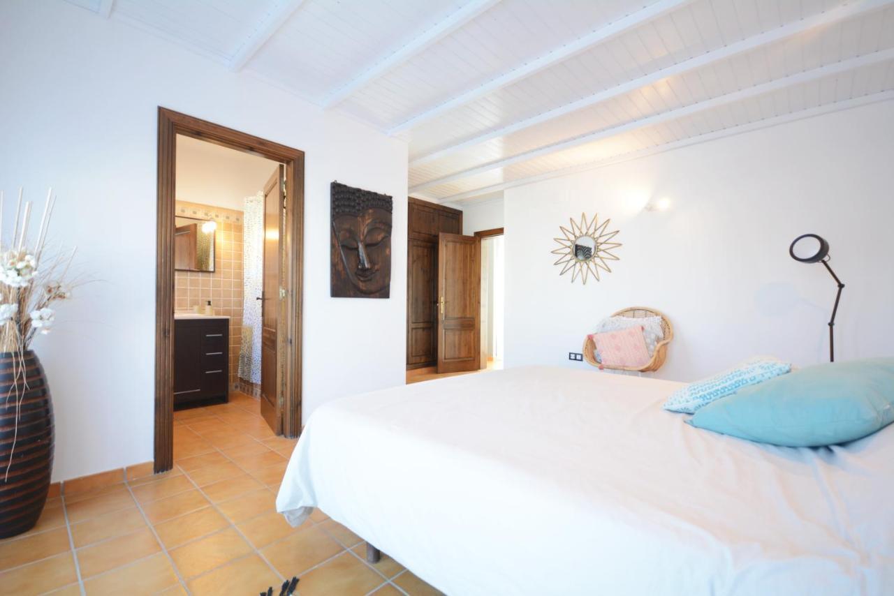 Beautiful Spacious Villa With Private Heated Pool In Lajares Ngoại thất bức ảnh