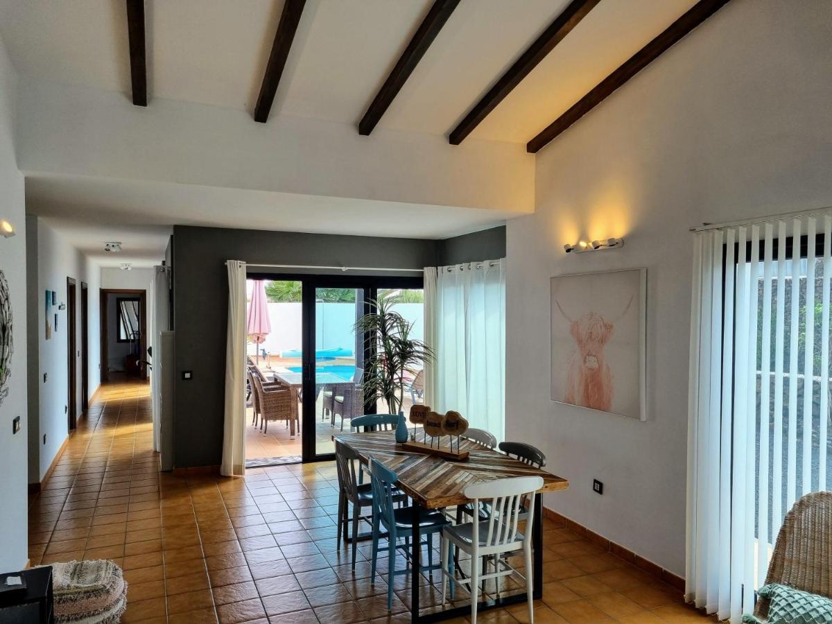 Beautiful Spacious Villa With Private Heated Pool In Lajares Ngoại thất bức ảnh